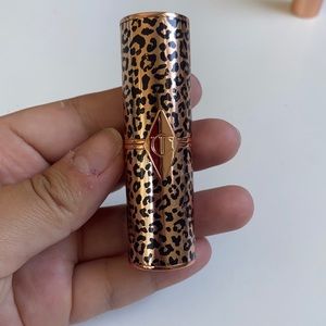 Charlotte Tilbury lipstick glowing Jen almost new